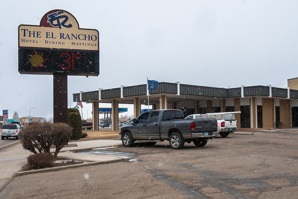 El Rancho Hotel ウィリストン エクステリア 写真