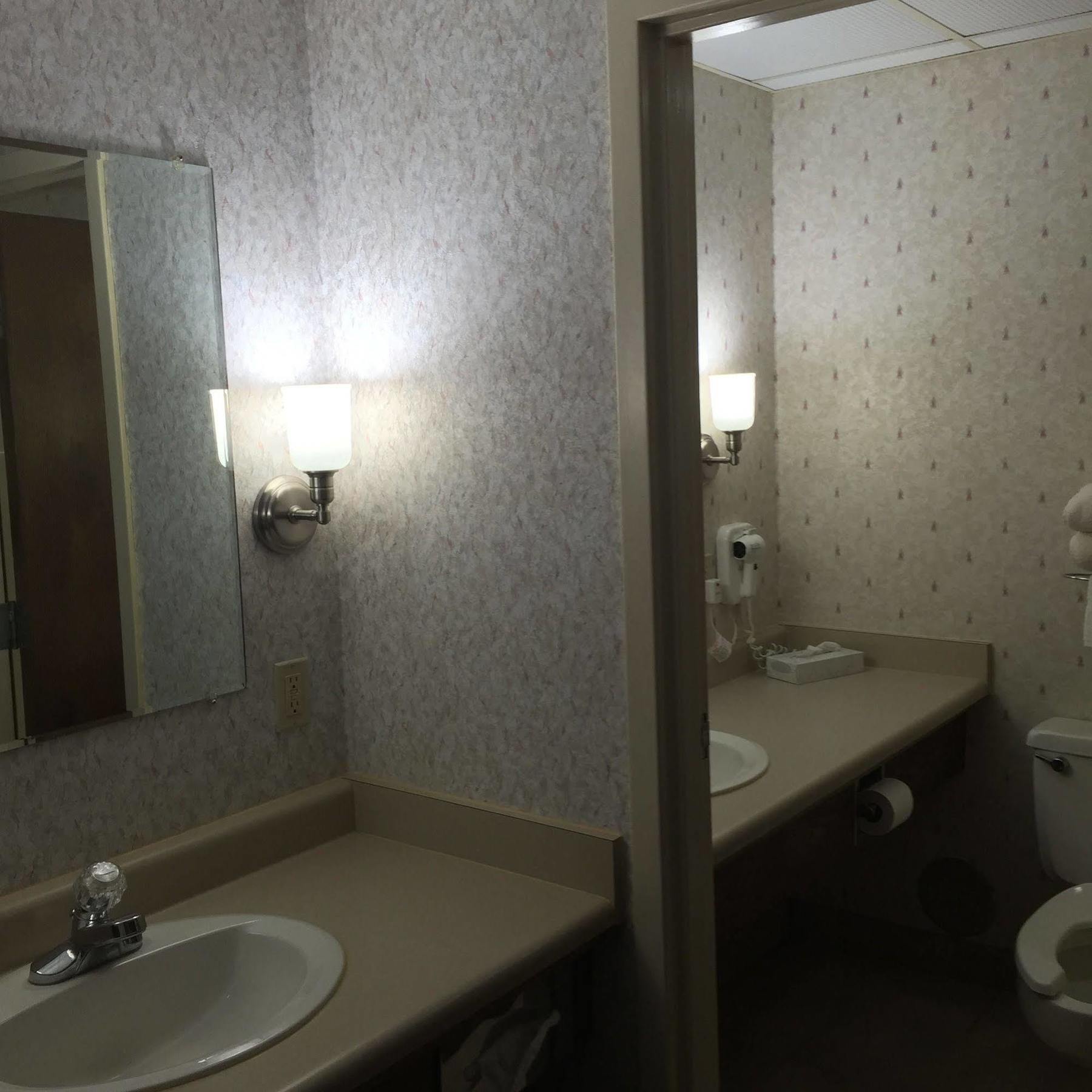El Rancho Hotel ウィリストン エクステリア 写真