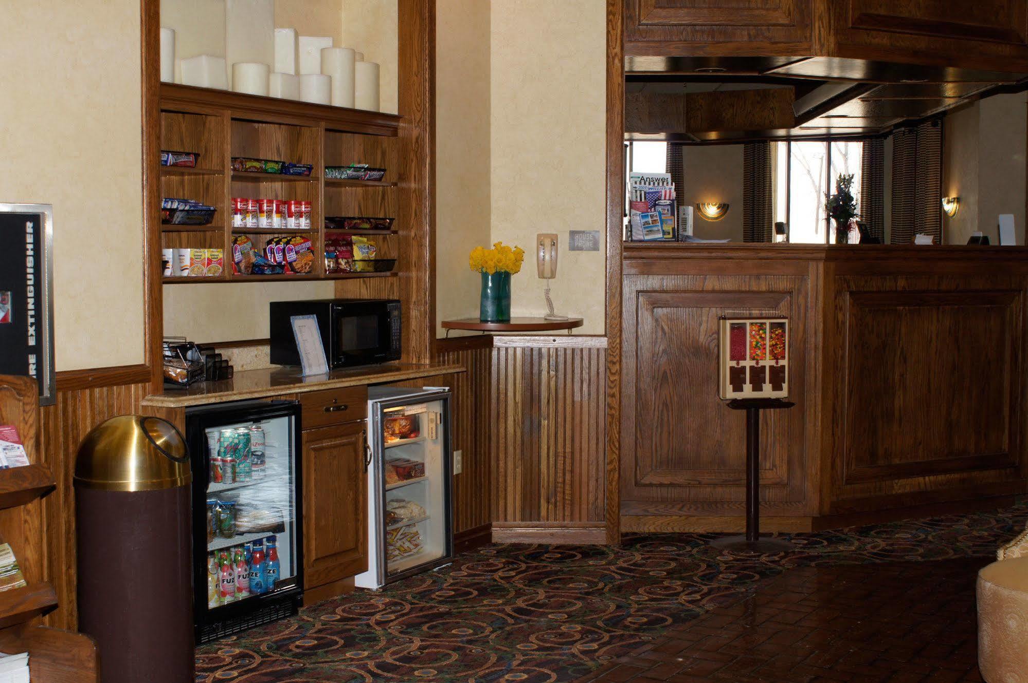 El Rancho Hotel ウィリストン エクステリア 写真
